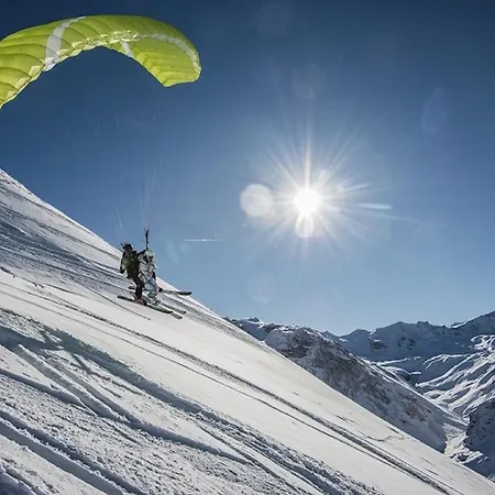 & Les Chalets De Solaise Val-dʼIsère